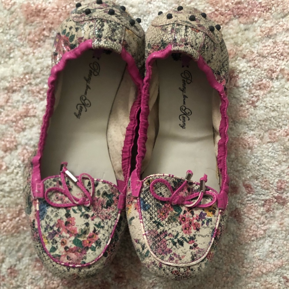 Penny Loves Kenny Pink Moccasin 8.5